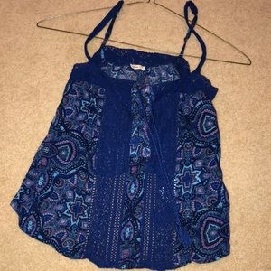 hollister shirt size XS